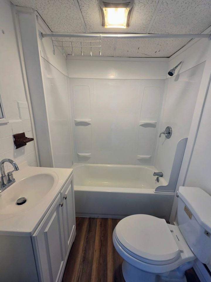 641 N Howard St - Photo 6 of 9