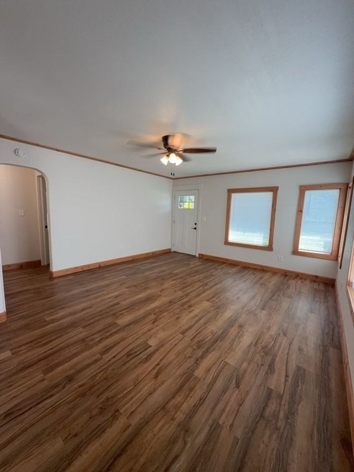 1202 Nw Hawthorne Ave - Photo 5 of 19