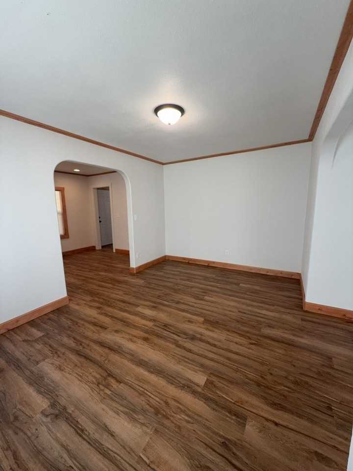 1202 Nw Hawthorne Ave - Photo 6 of 19