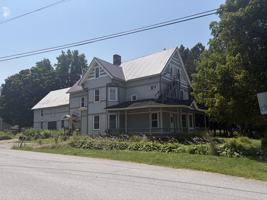 featured image of 18 Clark Ave #3