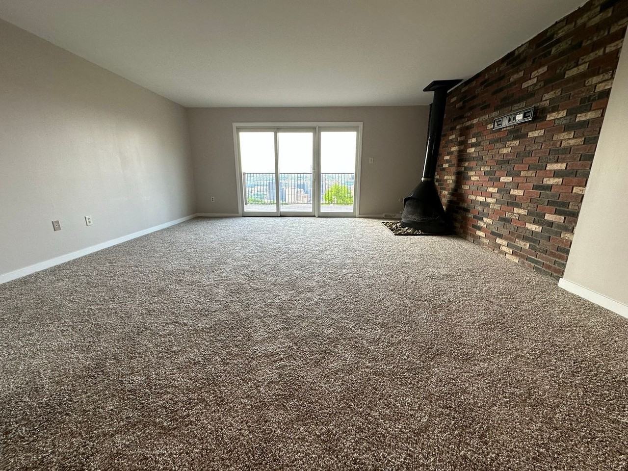 35 Bailey Ave - Photo 3 of 16