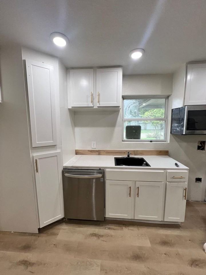 719 English St - Photo 2 of 23