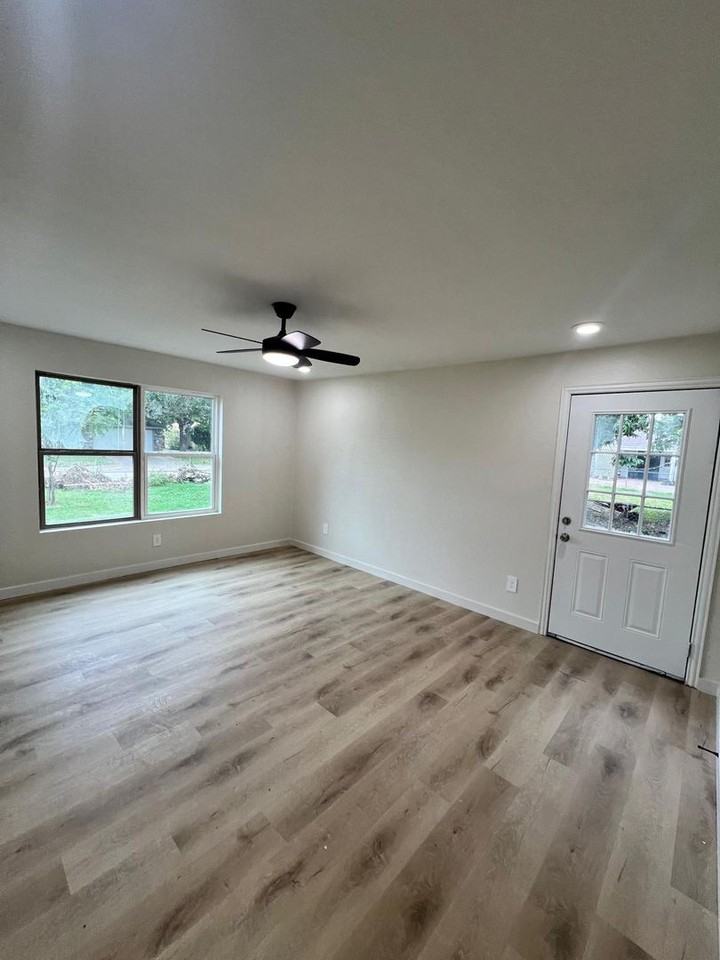 719 English St - Photo 4 of 23