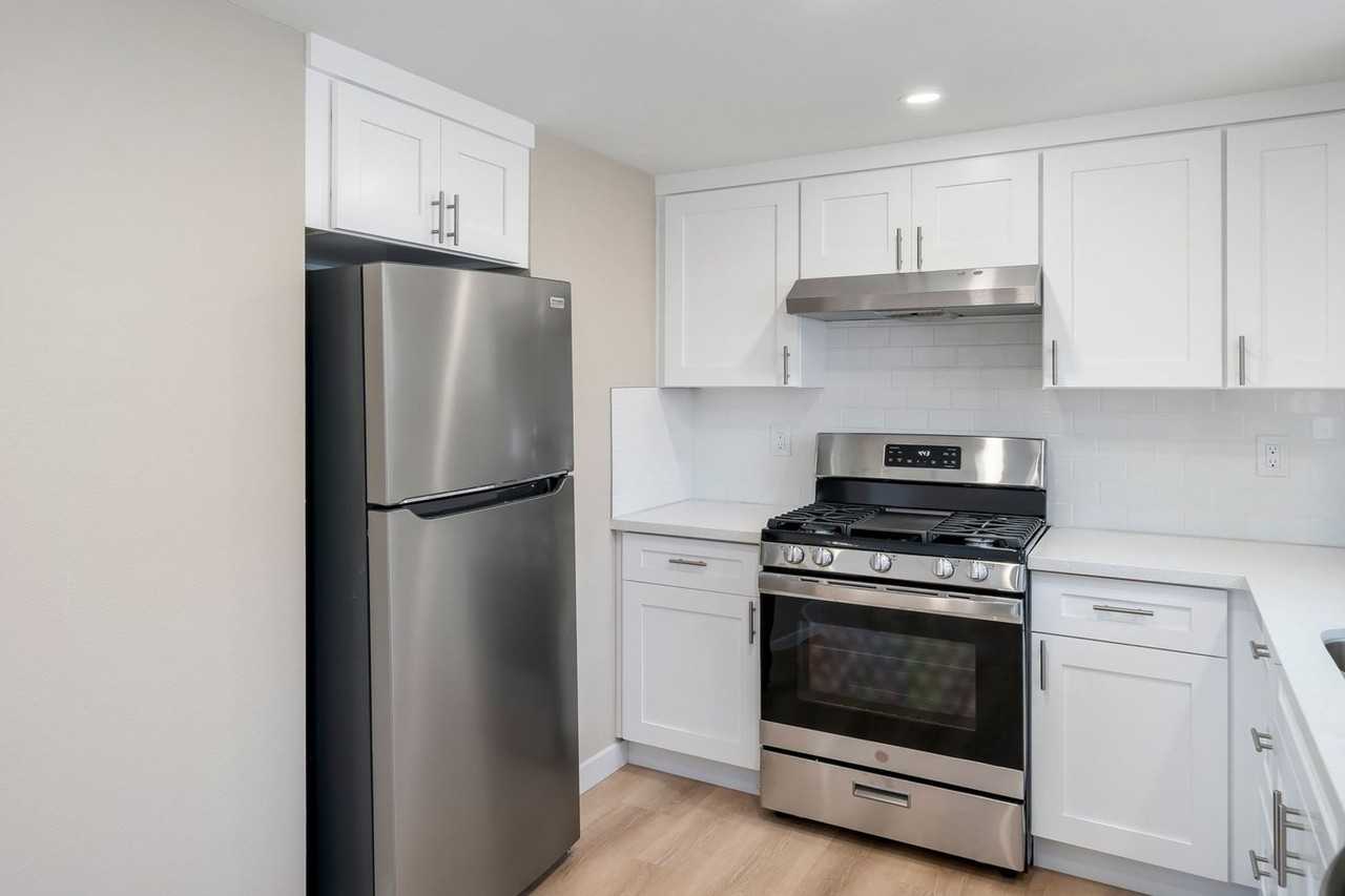1345 Farroll Road - Photo 2 of 36