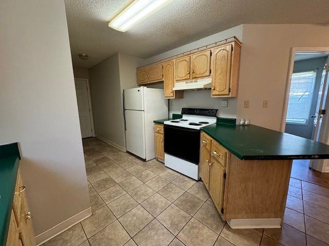 113 Willow Creek Rd - Photo 5 of 13