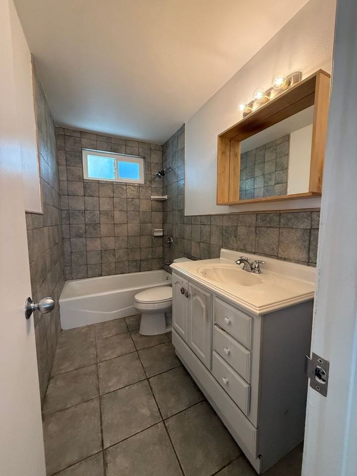 6573 Elder St - Photo 6 of 27