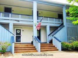 featured image of 1606 Harbourside Dr