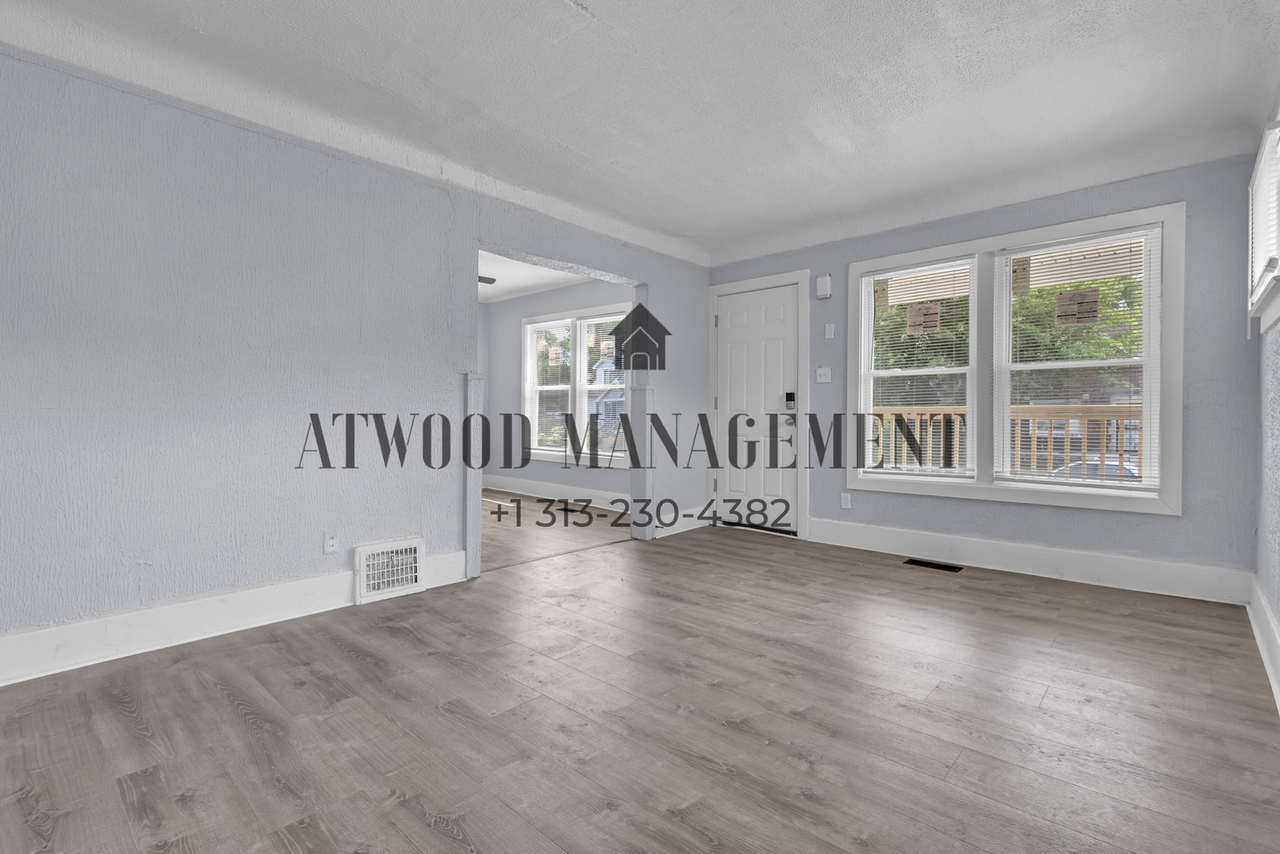 16665 Tuller St - Photo 2 of 19