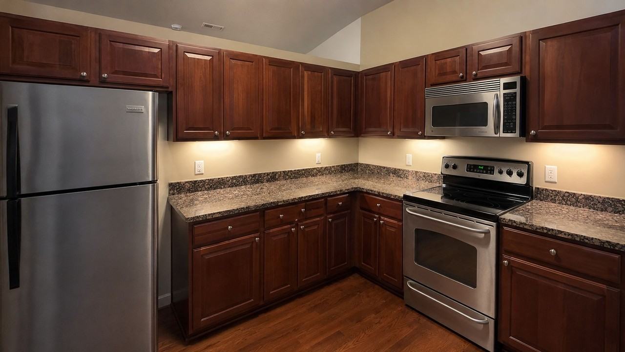 450 W Princess Anne Rd #308 - Photo 3 of 14