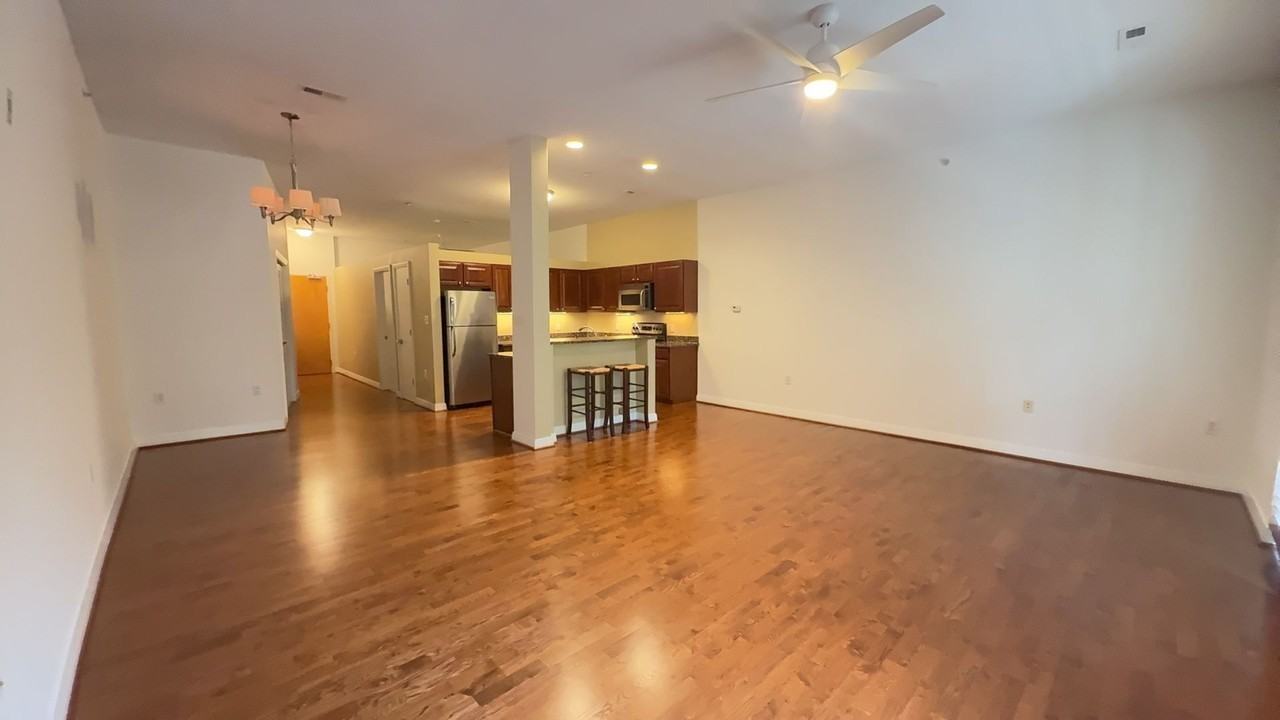 450 W Princess Anne Rd #308 - Photo 5 of 14