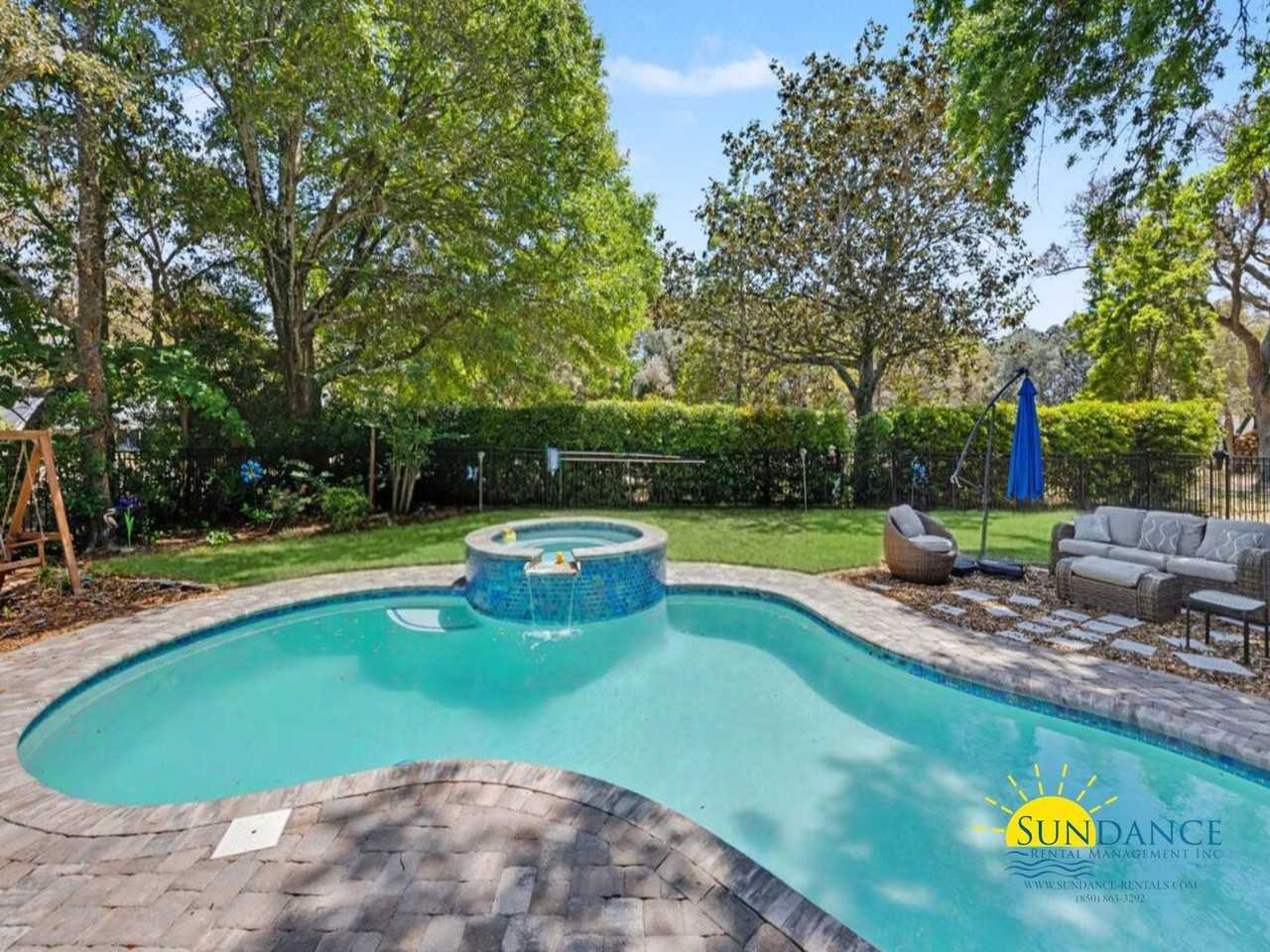 4412 Windrush Dr - Photo 2 of 18