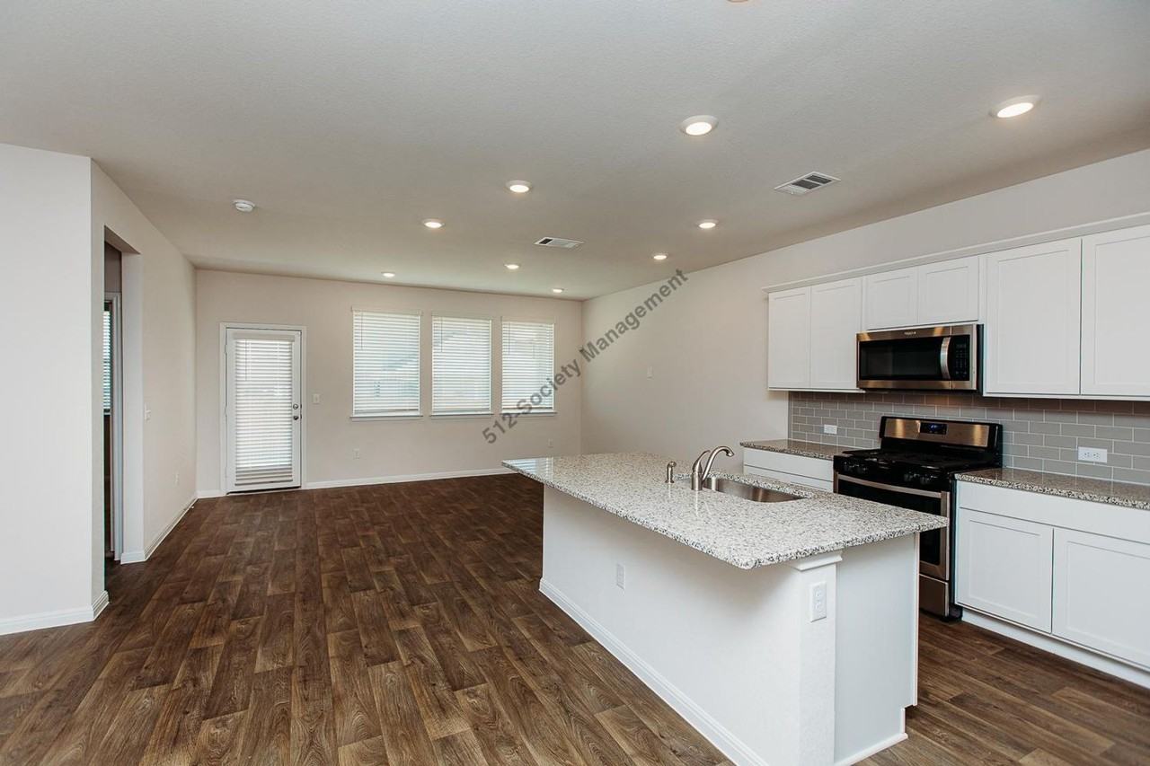 108 Finley Rae Dr - Photo 2 of 22