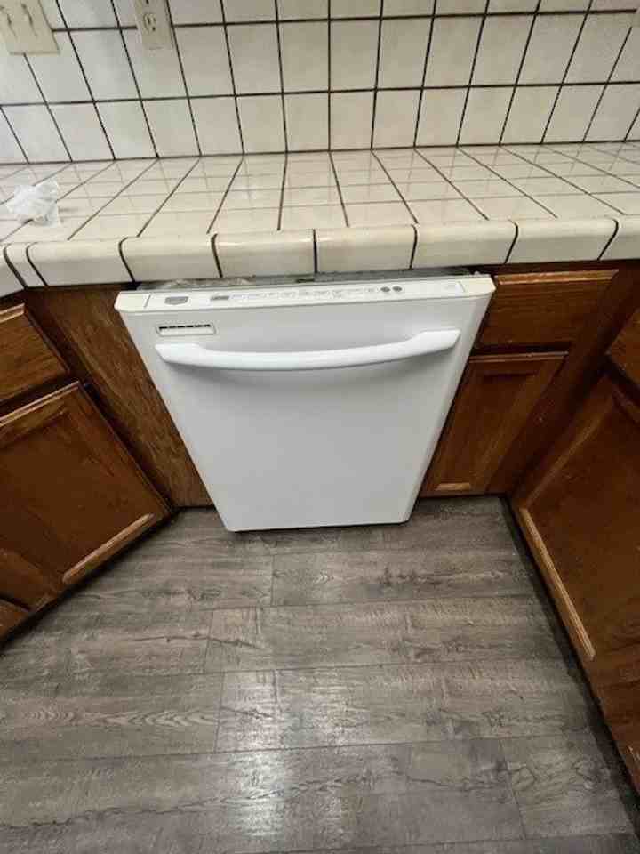 1806 E Laurel Ave - Photo 6 of 18