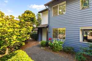 featured image of 280 Newport Way Nw