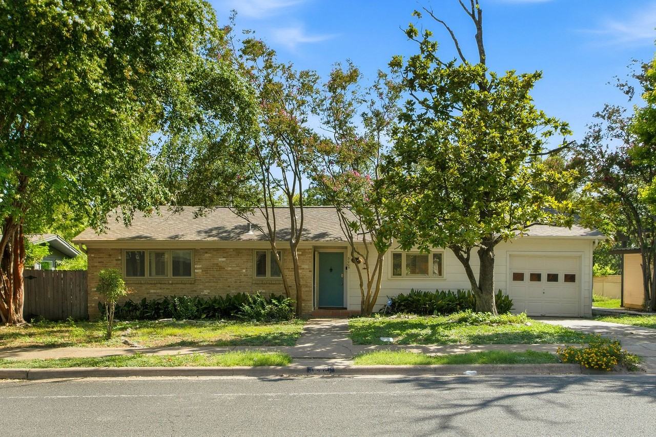 3005 Village Dr - Photo 2 of 20