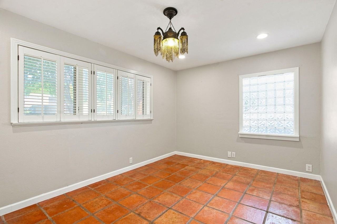 3005 Village Dr - Photo 6 of 20