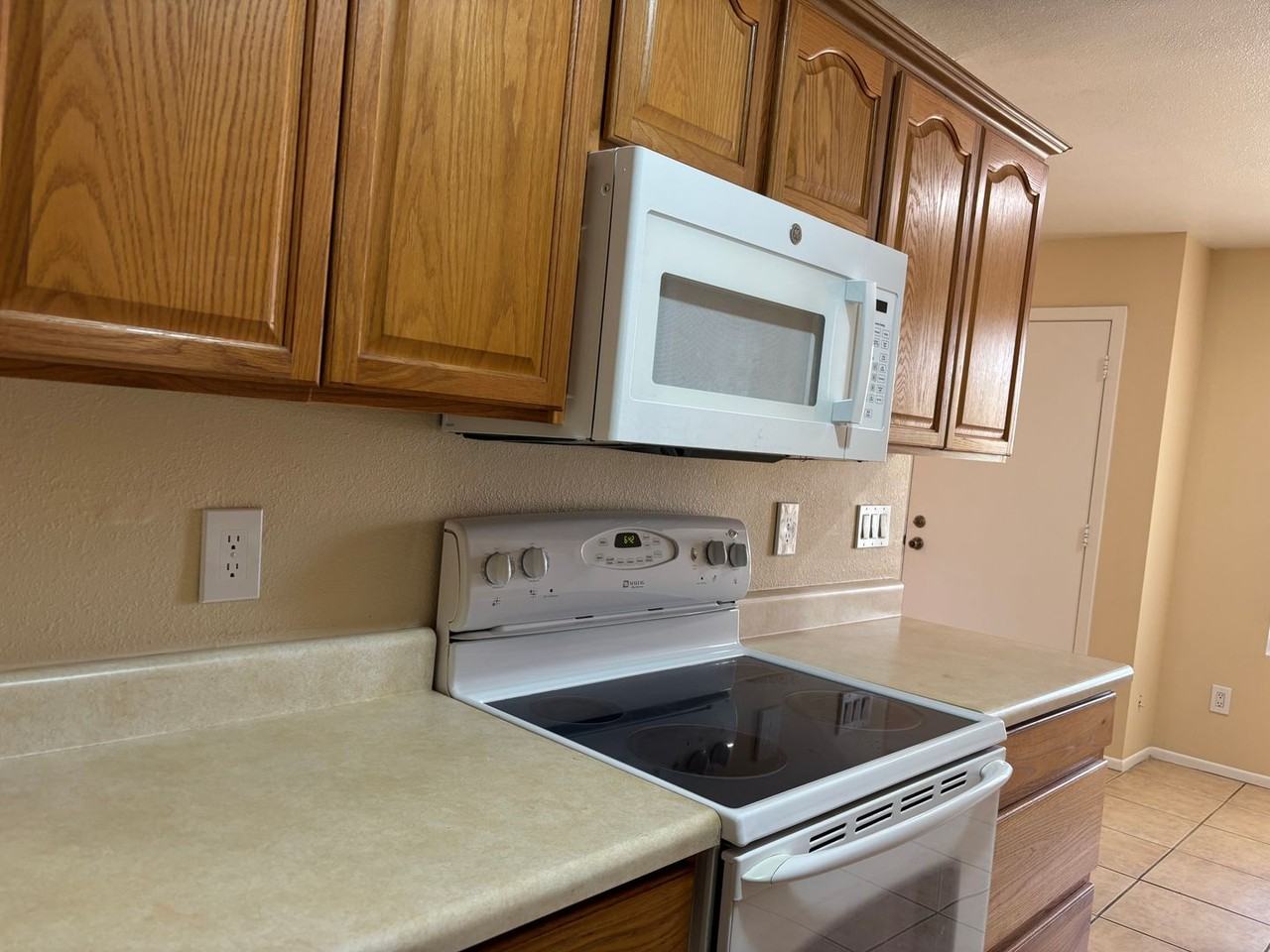 9920 N 97th Dr #B - Photo 7 of 16