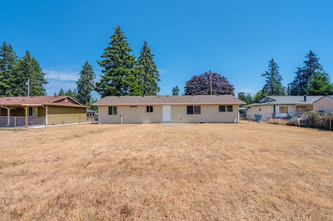 26129 172nd Ave Se - Photo 4 of 24