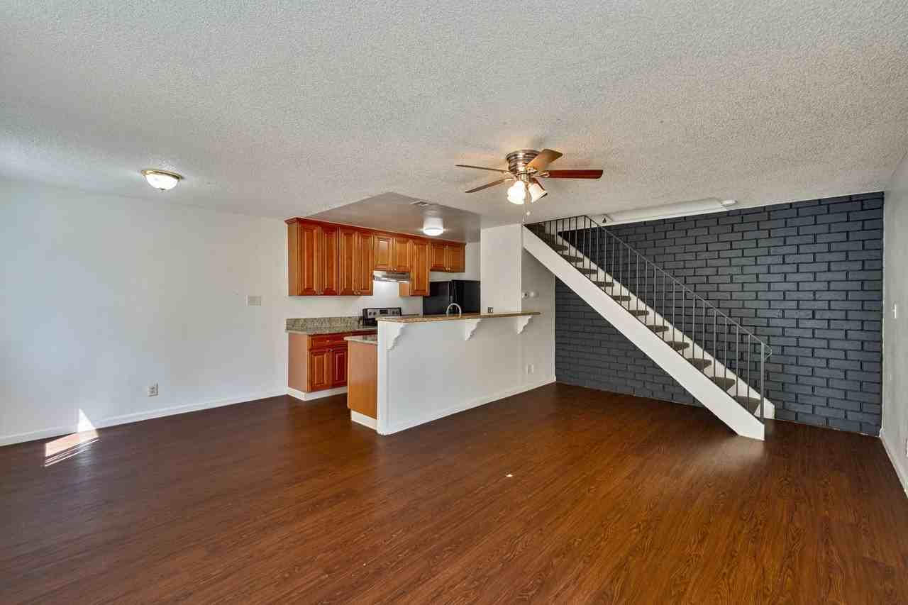 7424 Franklin Blvd #3 - Photo 4 of 20