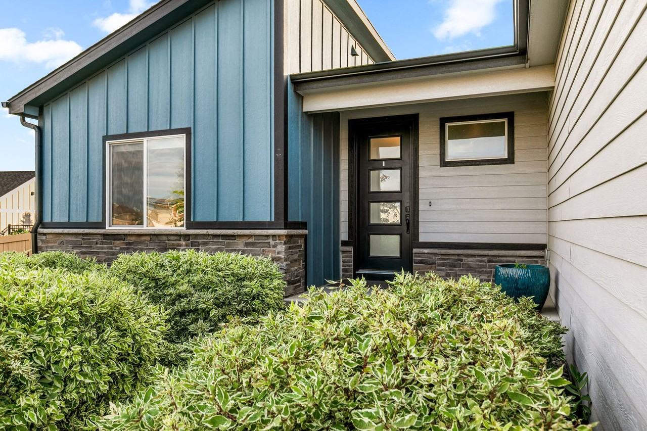 6837 Grassy Range Dr - Photo 2 of 26