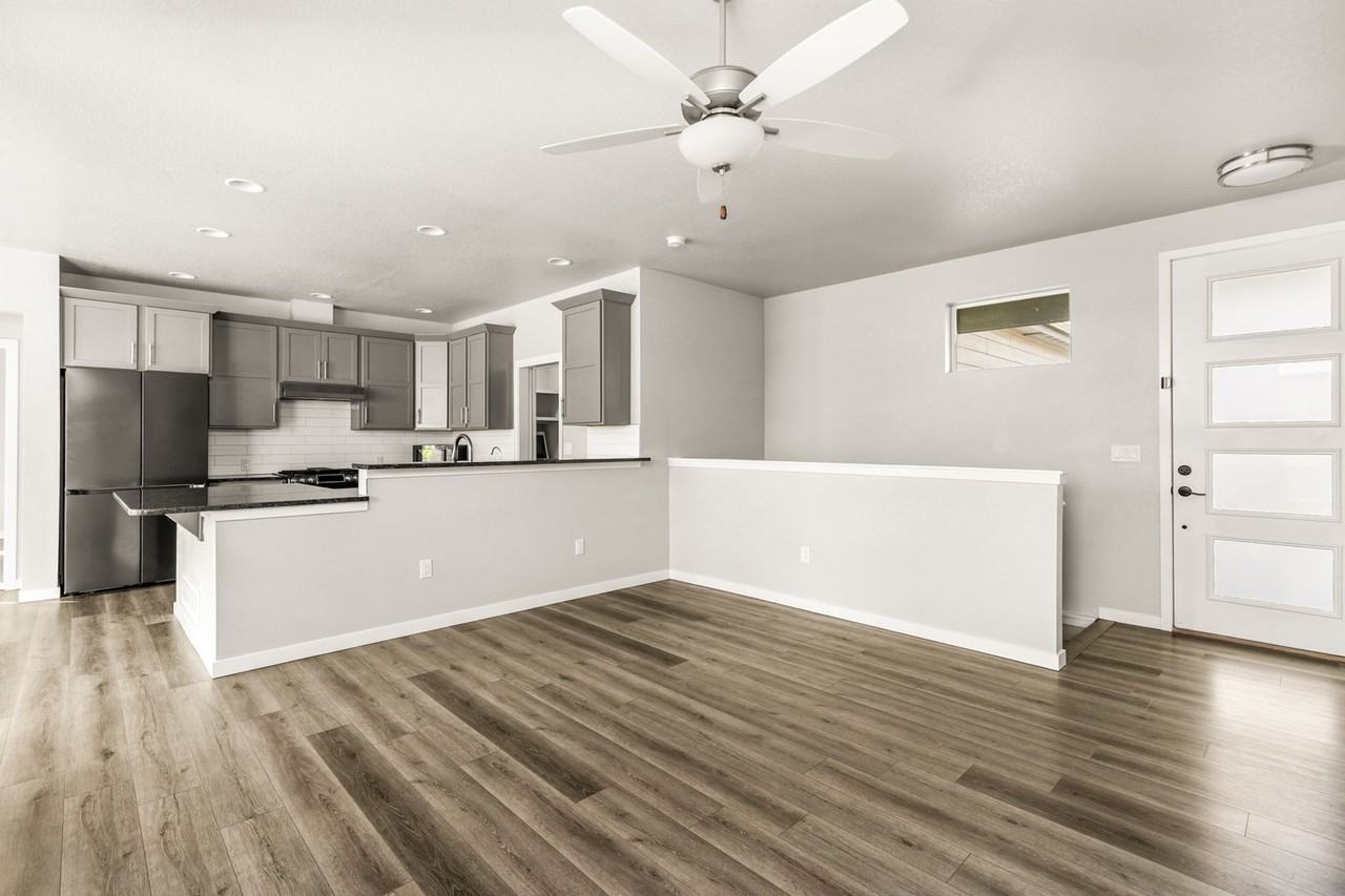 6837 Grassy Range Dr - Photo 4 of 26