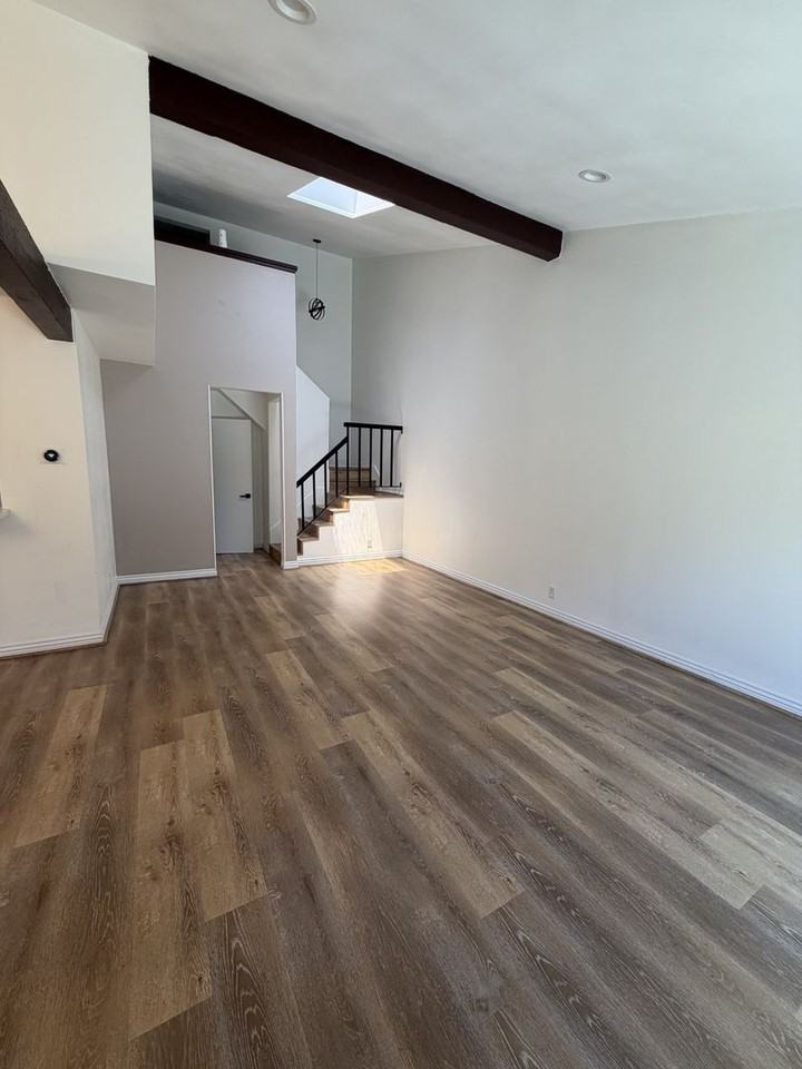 22330 Harbor Ridge Ln #5 - Photo 7 of 34