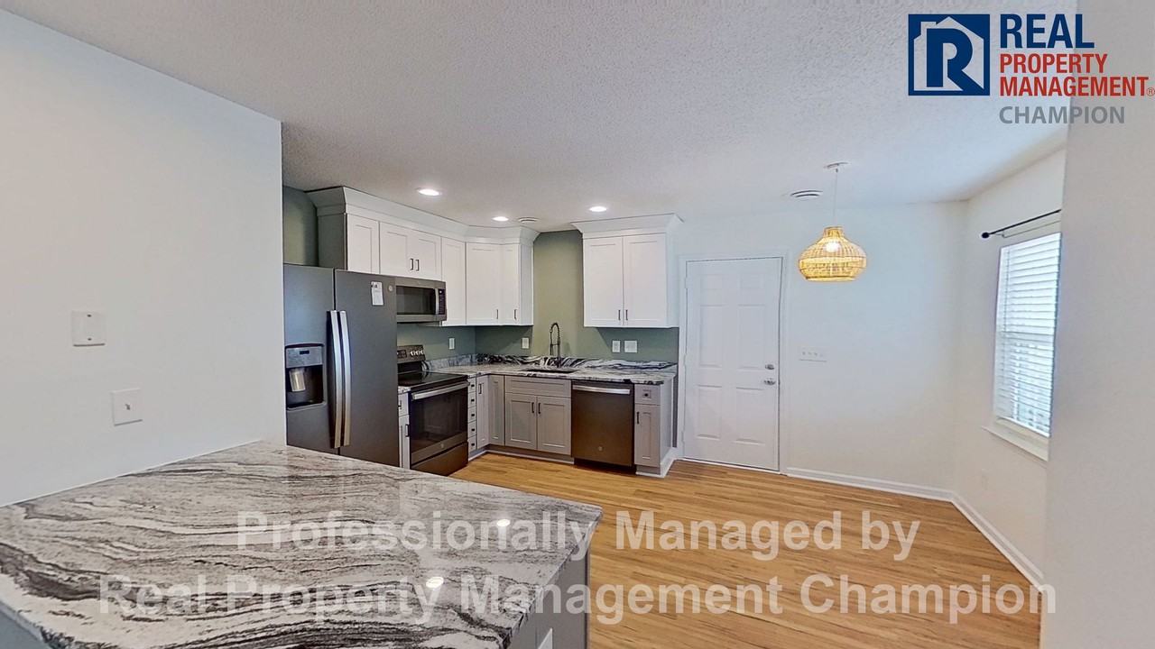 2311 Sapling Cir - Photo 5 of 22
