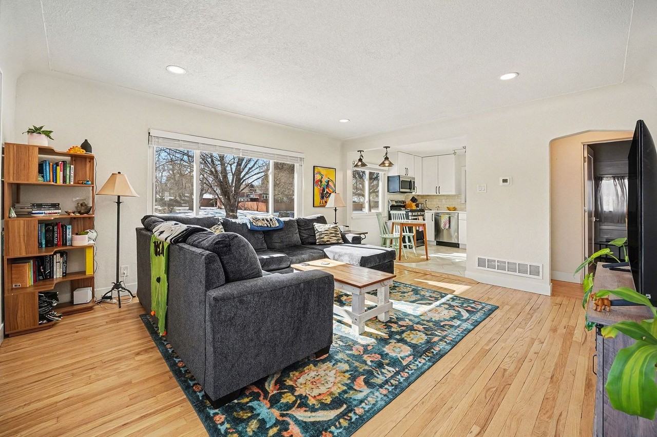 5217 E Martin Luther King Jr Blvd - Photo 4 of 23