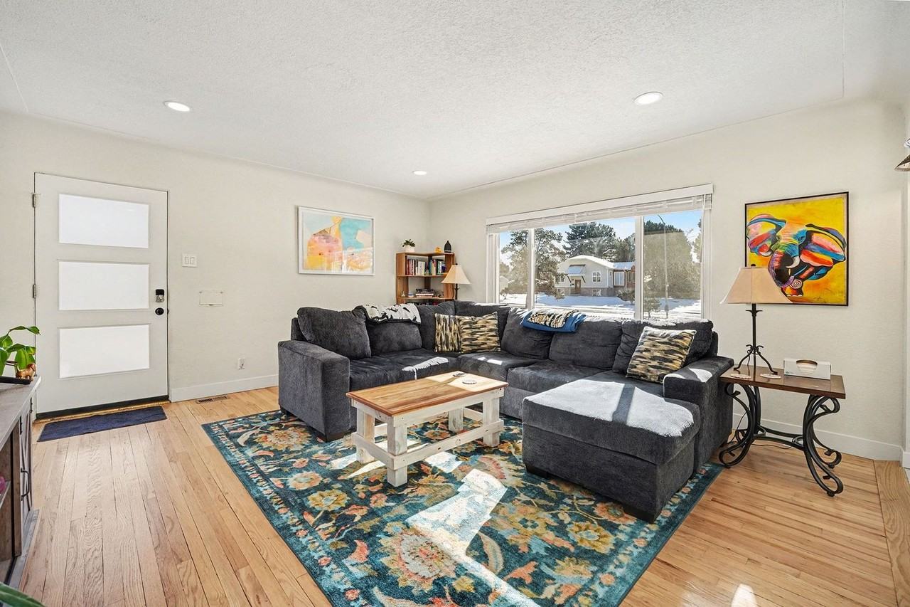 5217 E Martin Luther King Jr Blvd - Photo 5 of 23