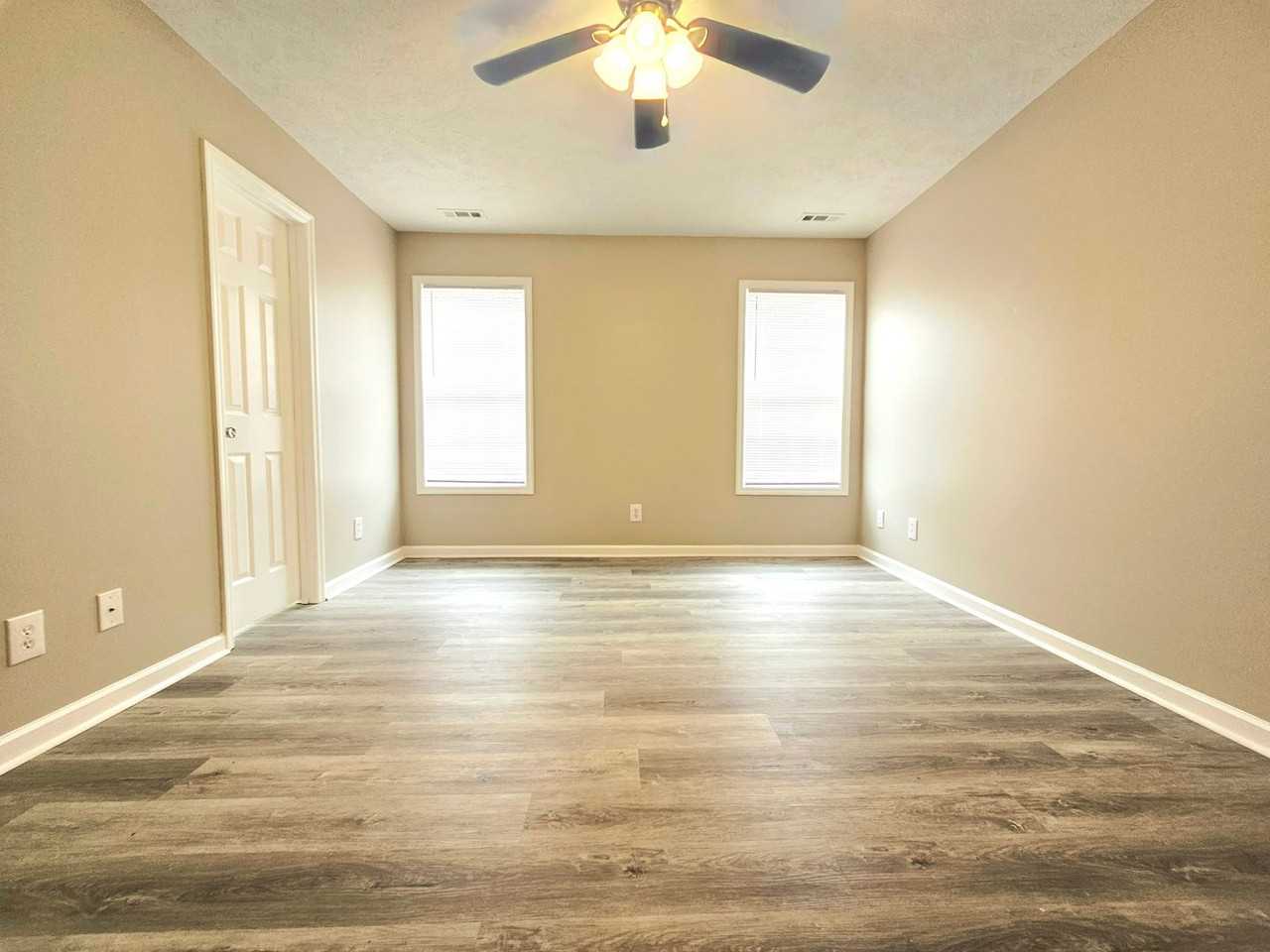 7796 Buttonwood Ave - Photo 6 of 26