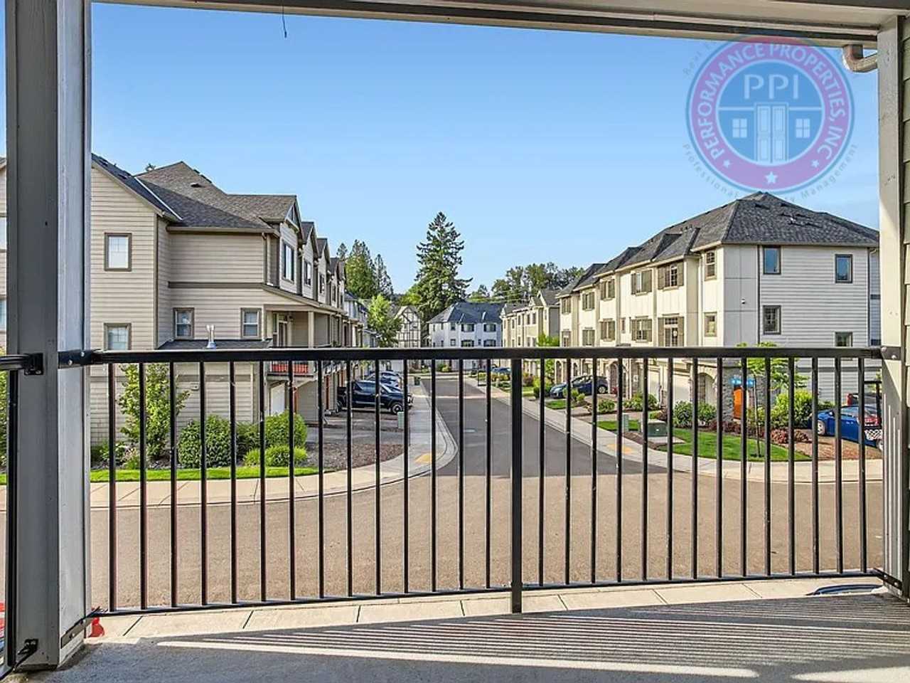 17067 Sw Jean Louise Rd - Photo 4 of 28