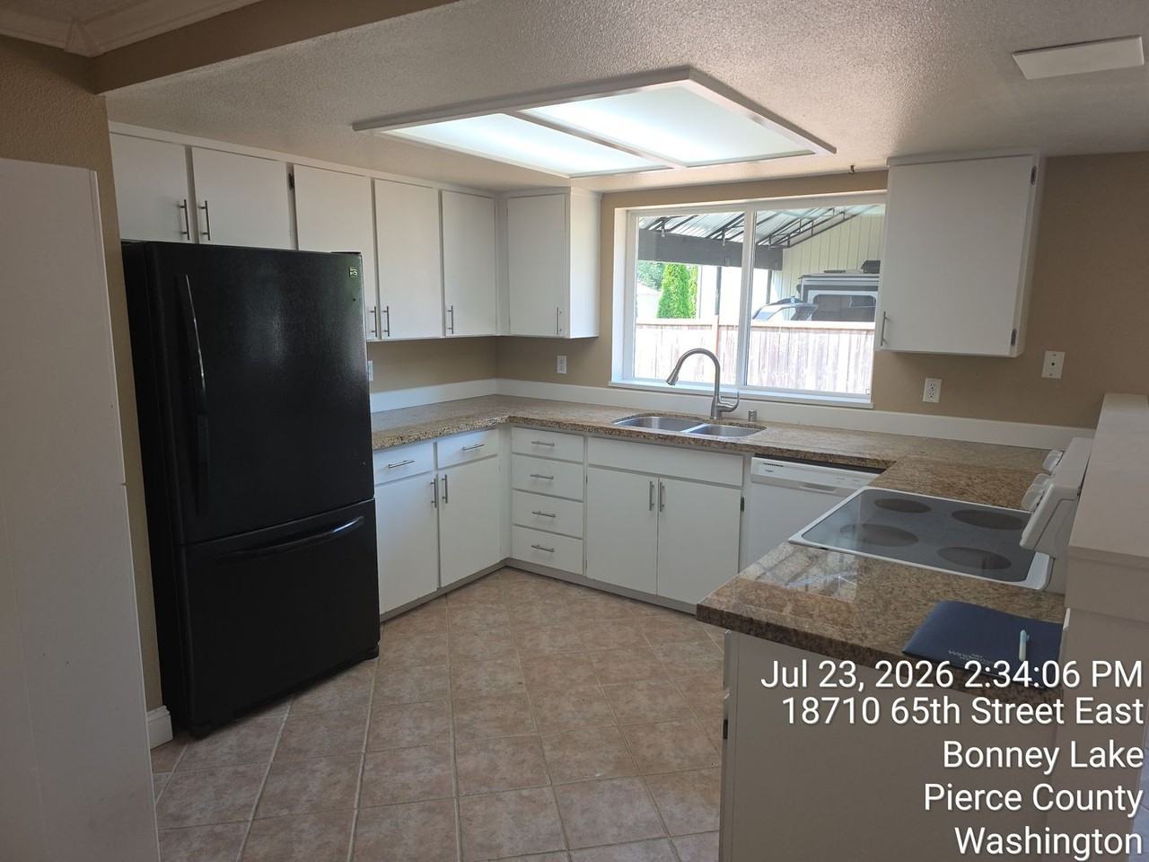18716 65th St E - Photo 5 of 28