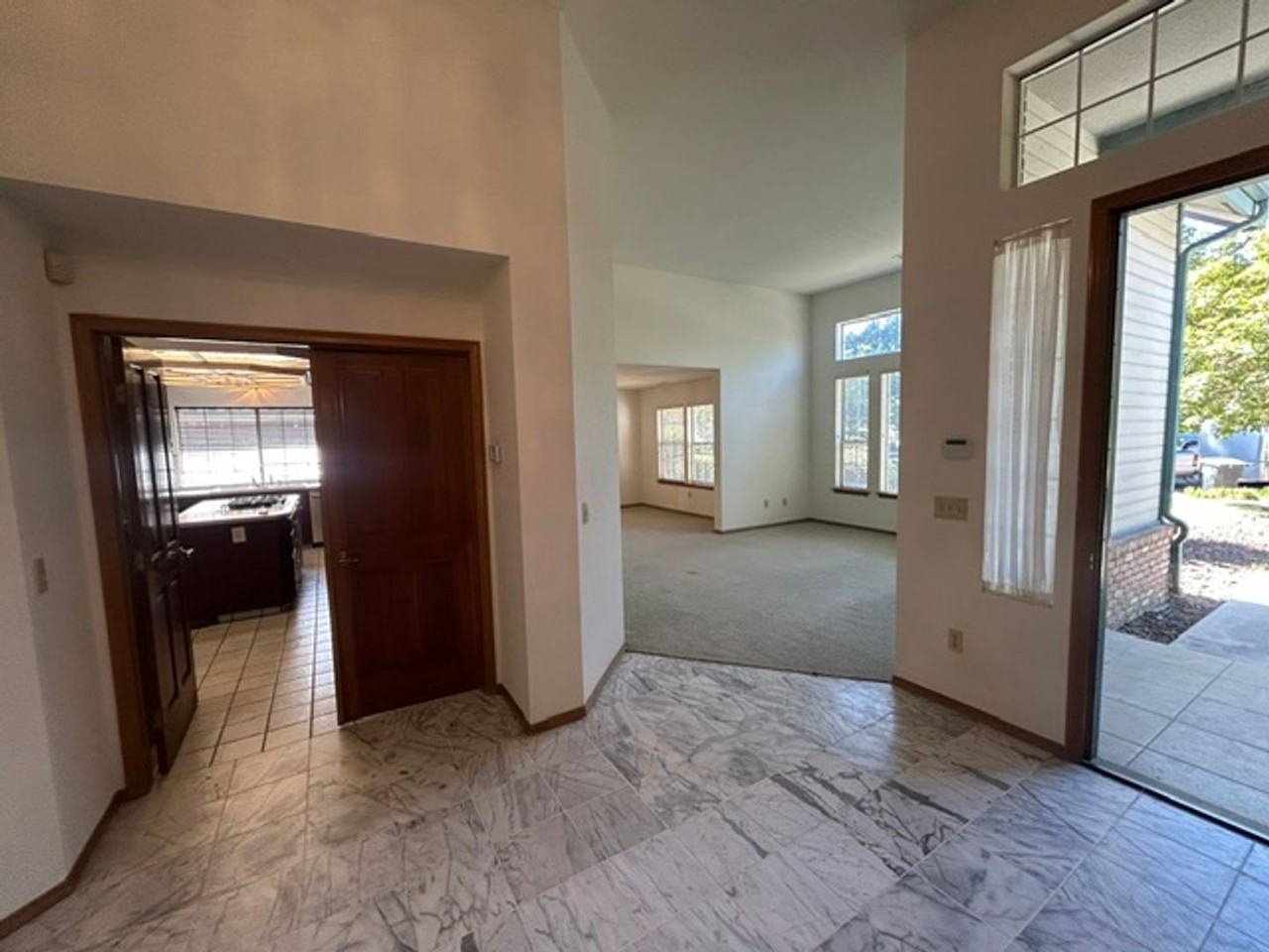 5730 W Laura Ct - Photo 5 of 50