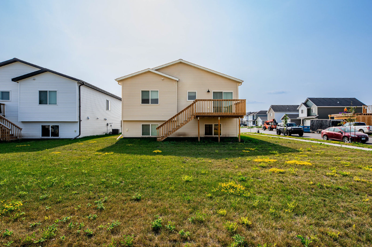 3602 33rd St S - Photo 3 of 25