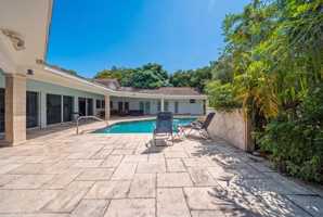 featured image of 4020 Nw 101st Dr