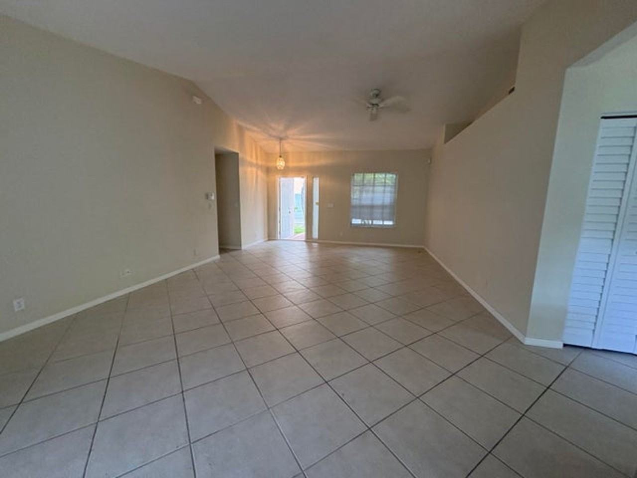 3572 Sahara Springs Blvd - Photo 3 of 12