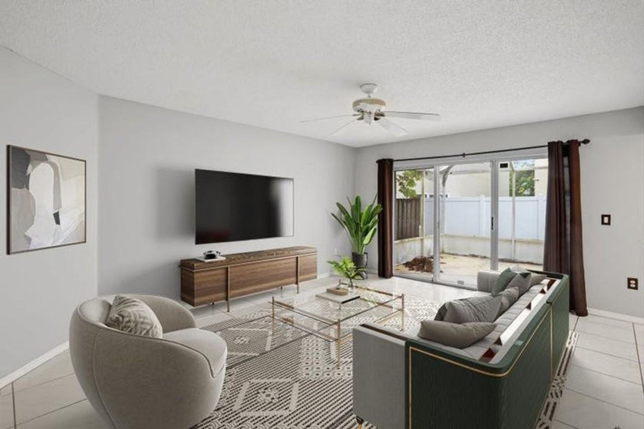 3178 Nw 72nd Ave - Photo 3 of 12