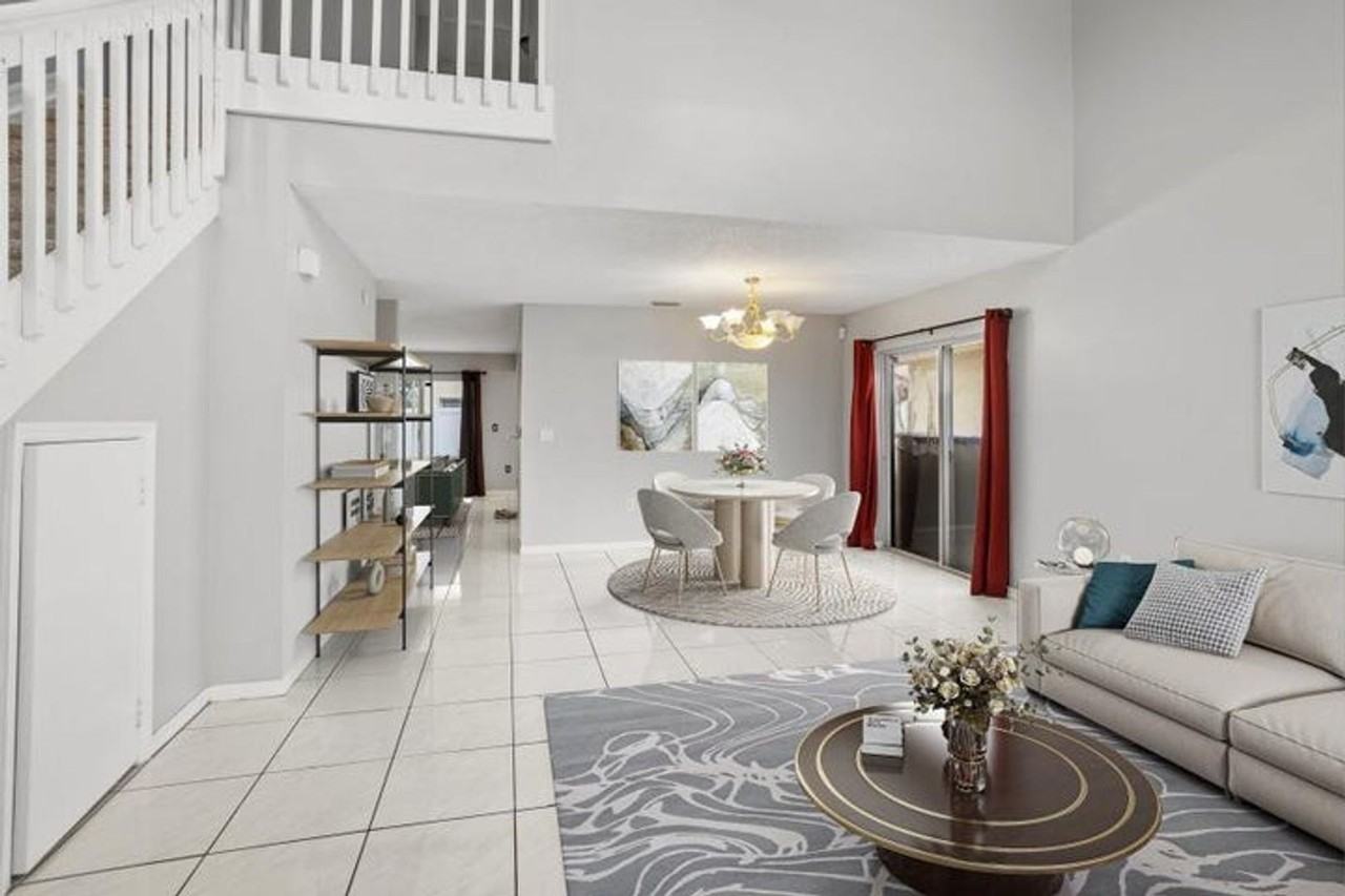 3178 Nw 72nd Ave - Photo 5 of 12