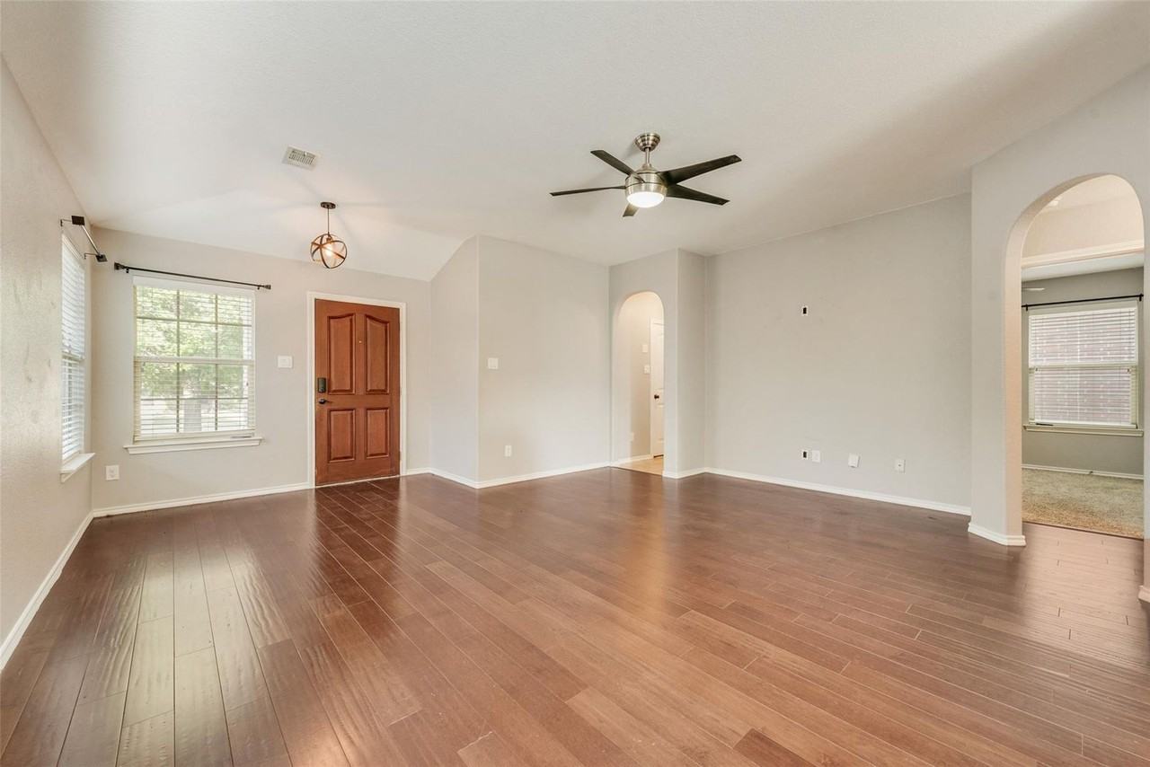 5160 Britton Ridge Ln - Photo 3 of 19