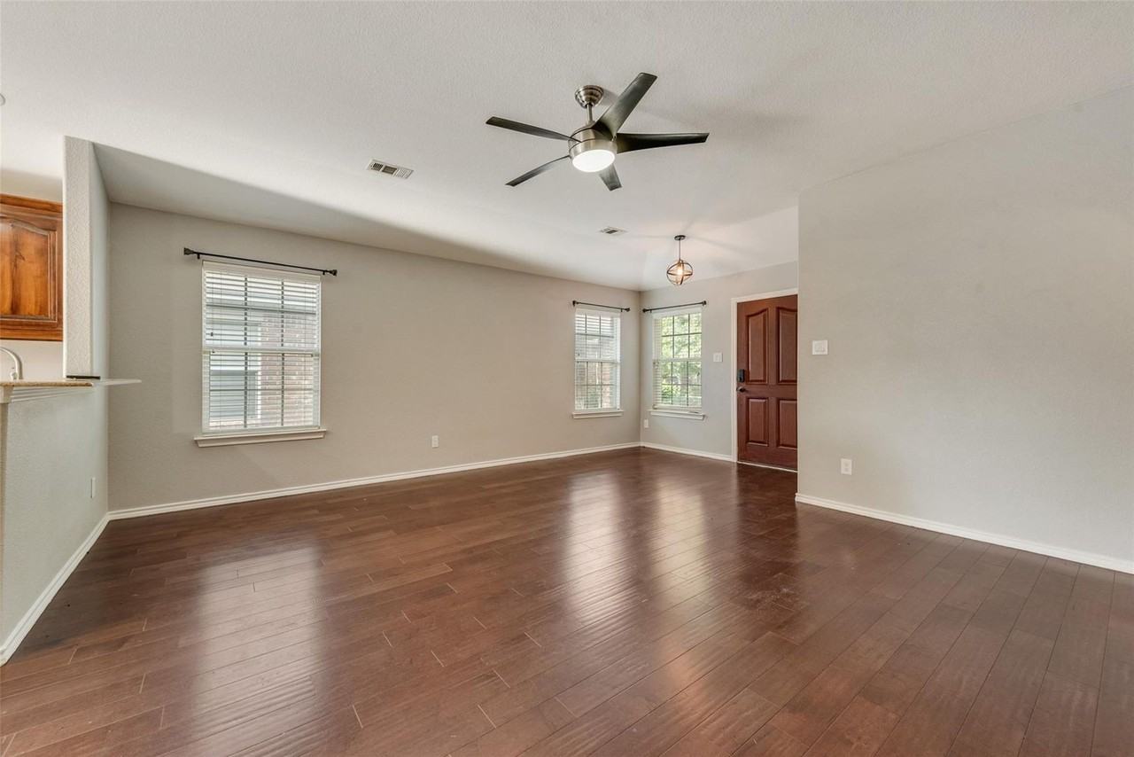 5160 Britton Ridge Ln - Photo 5 of 19