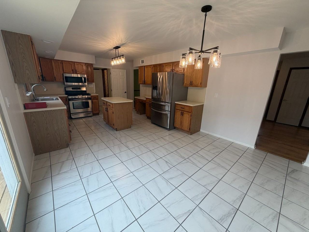 43 S Westfield Rd - Photo 7 of 38