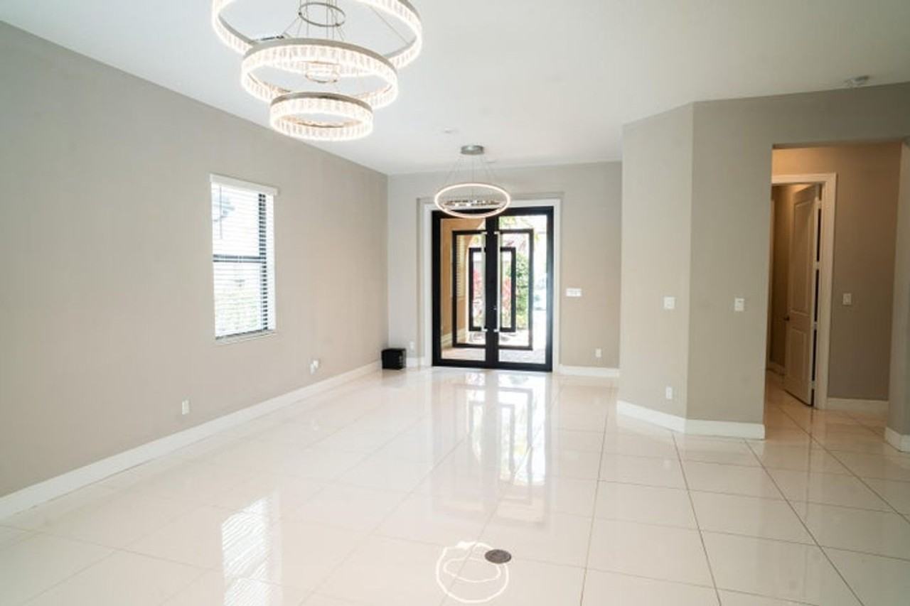 8665 E Baypoint Cir - Photo 5 of 20