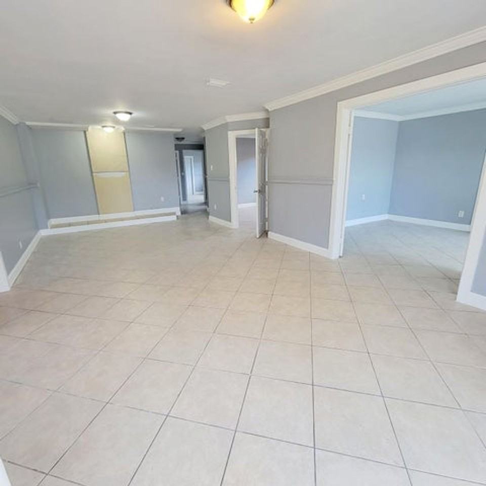 2021 Nw 64th Ave #A - Photo 2 of 15