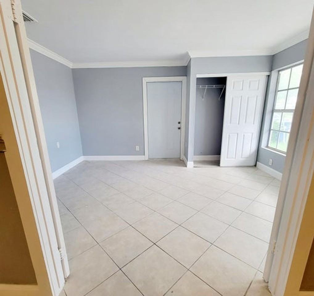 2021 Nw 64th Ave #A - Photo 5 of 15