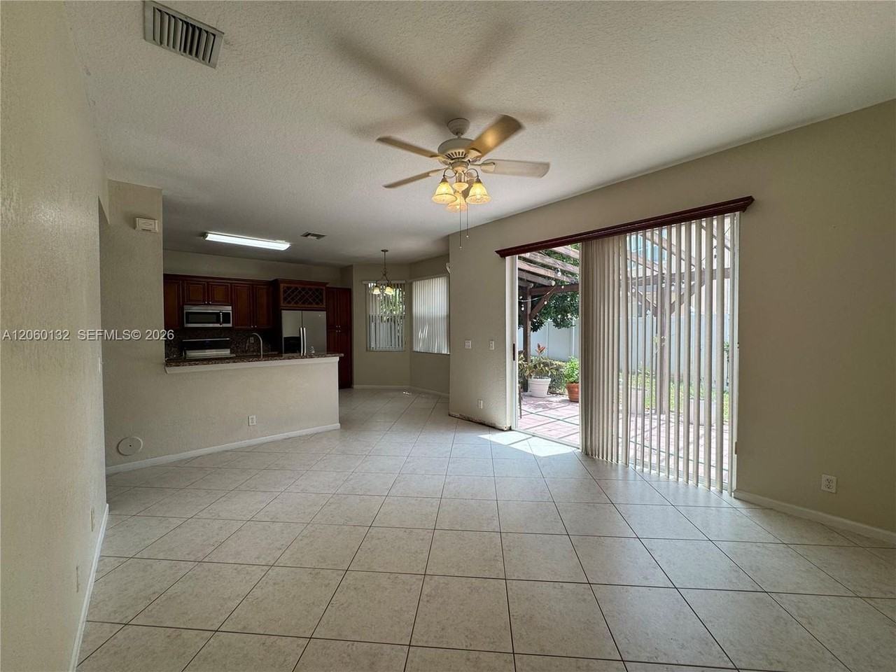 1893 Sw 149th Ave - Photo 4 of 19