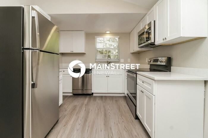 1220 Moton Ave - Photo 4 of 16
