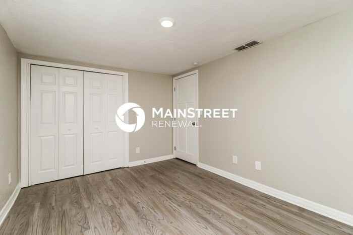1220 Moton Ave - Photo 7 of 16