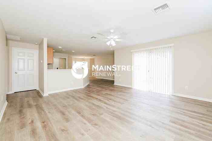 480 Danube Dr - Photo 3 of 16