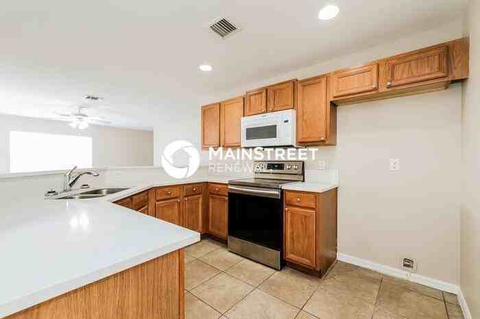 480 Danube Dr - Photo 7 of 16