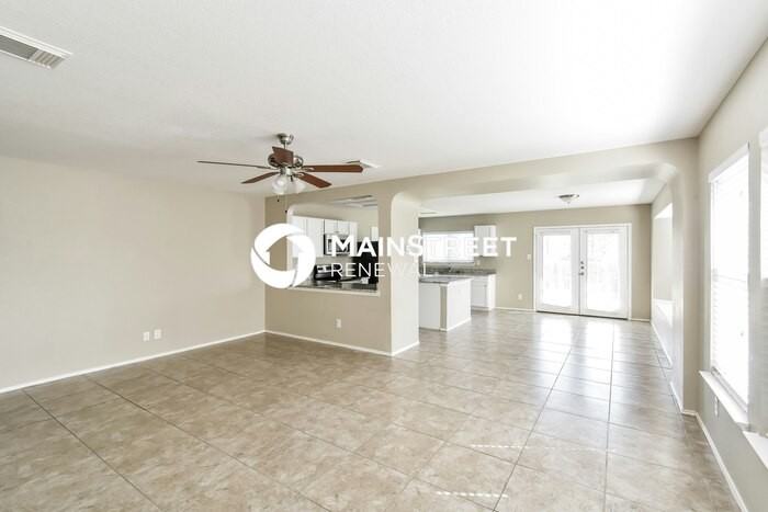10334 Manor Crk - Photo 6 of 16
